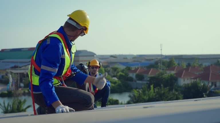 Best Roof Insulation Installation  in Titusville, FL